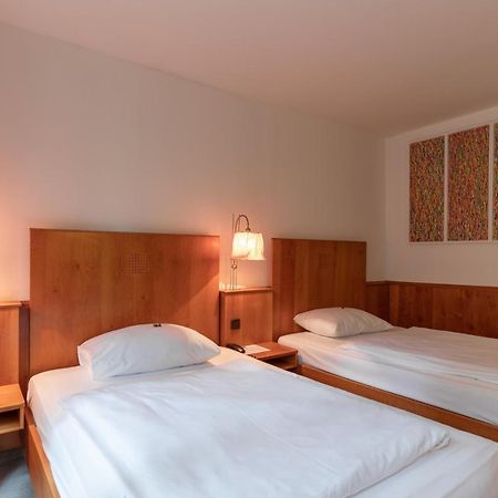 Hotel Restaurant Suedrast Dreilaendereck Arnoldstein Ngoại thất bức ảnh